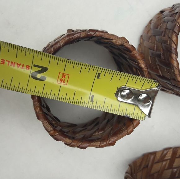 Wicker Napkin Rings Woven Basket Weave Holders - Picture 5 of 9